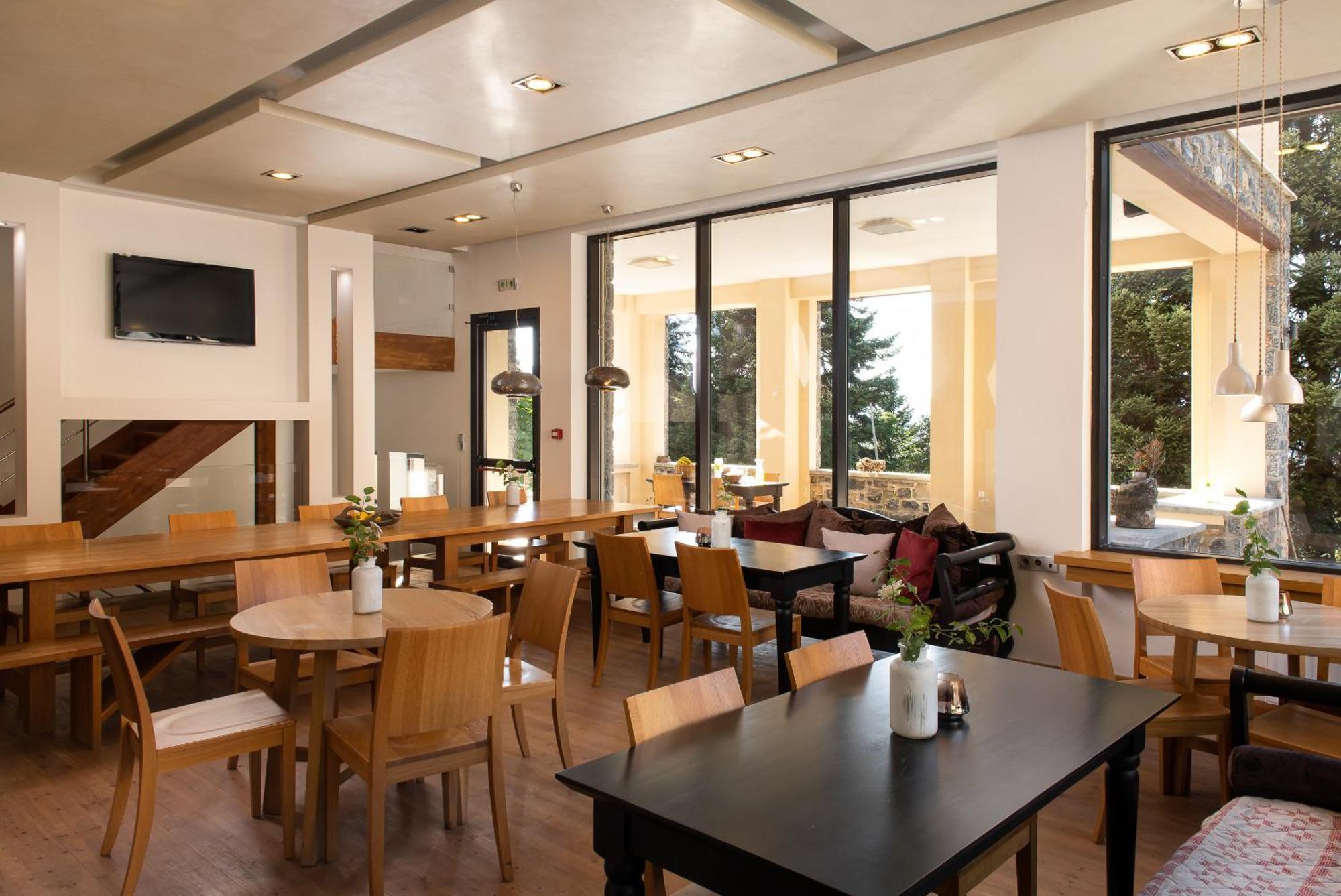 Natura Hotel Витина Экстерьер фото